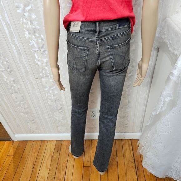 Calvin Klein Super Skinny 5 Pockets Jeans NWT - Picture 2 of 7